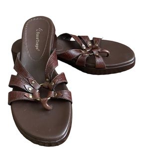 Bare Traps Leather Sandals - Size 6.5 - NWOT